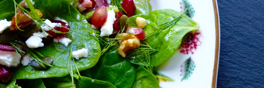 Spinach, walnut, pomegranate and feta salad
